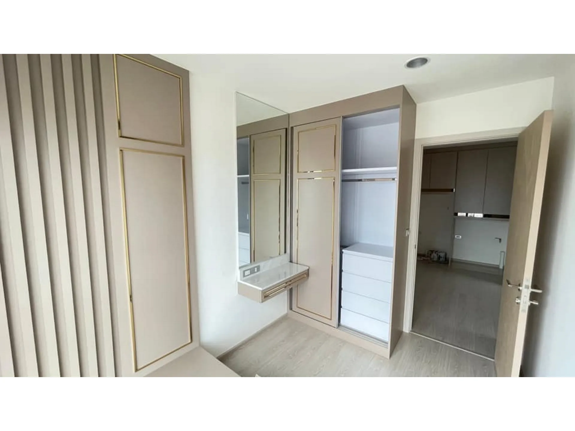 Property photos for Rhythm Asoke 2