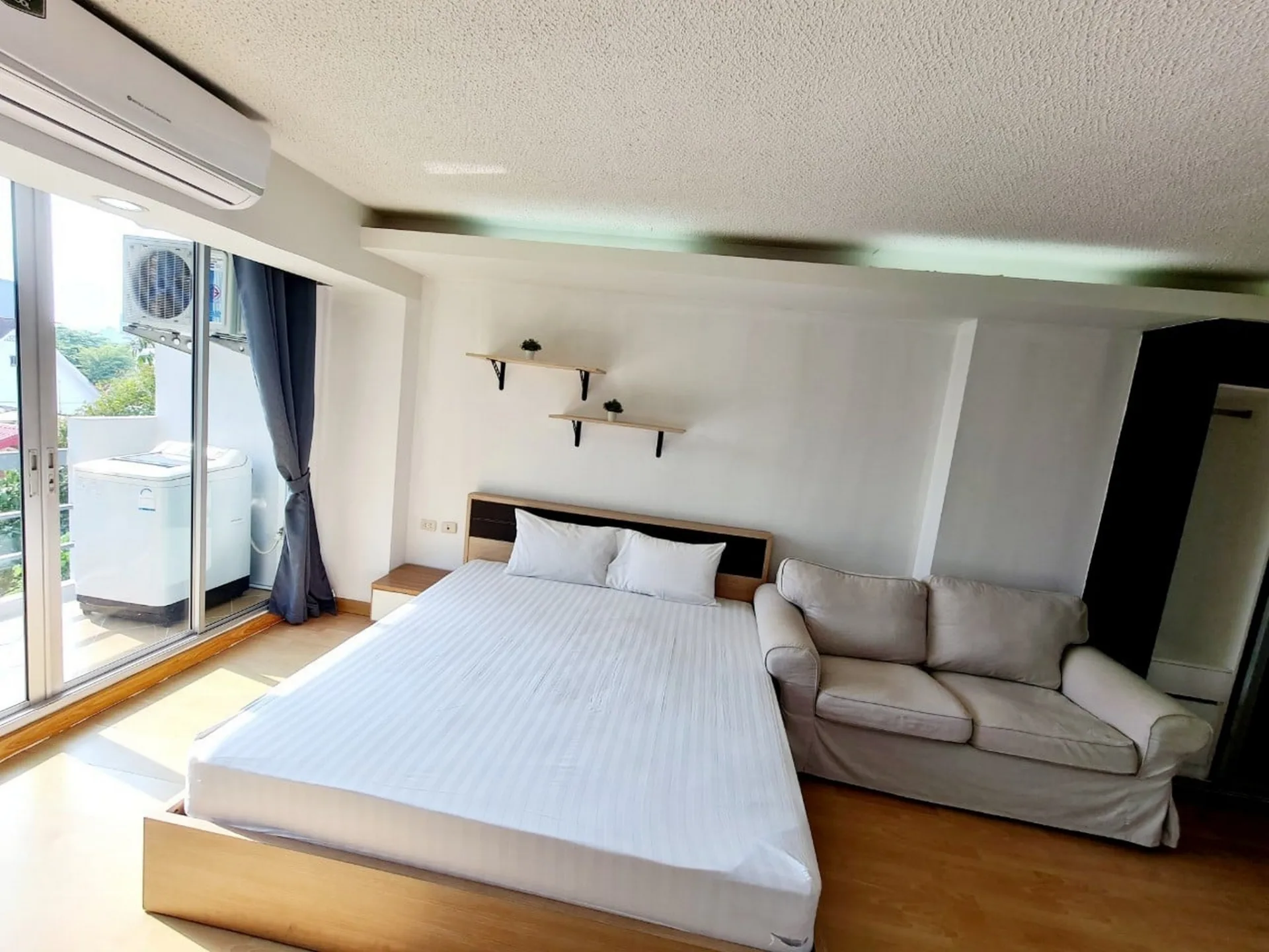Property photos for The Waterford Sukhumvit 50 Onnut