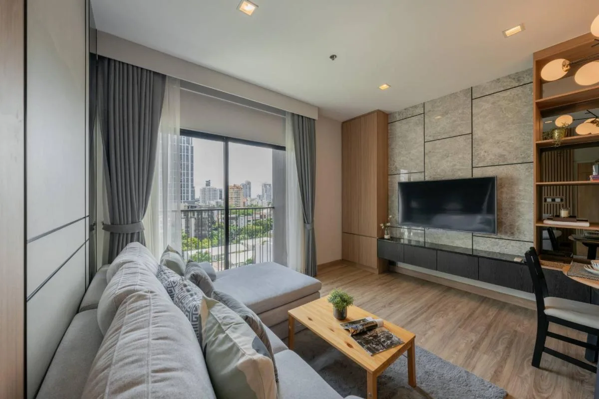 Property photos for Noble Reveal