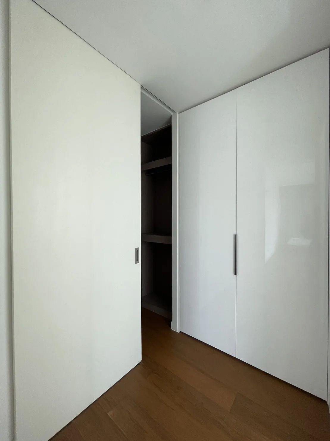 Property photos for 185 Rajadamri