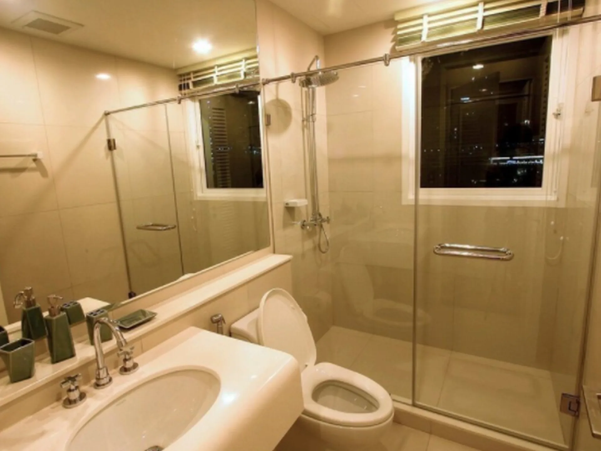 Property photos for Ivy Sathorn 10