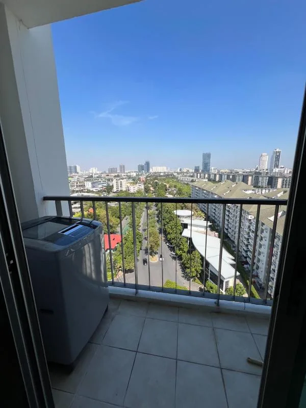 Property photos for The Parkland Srinakarin