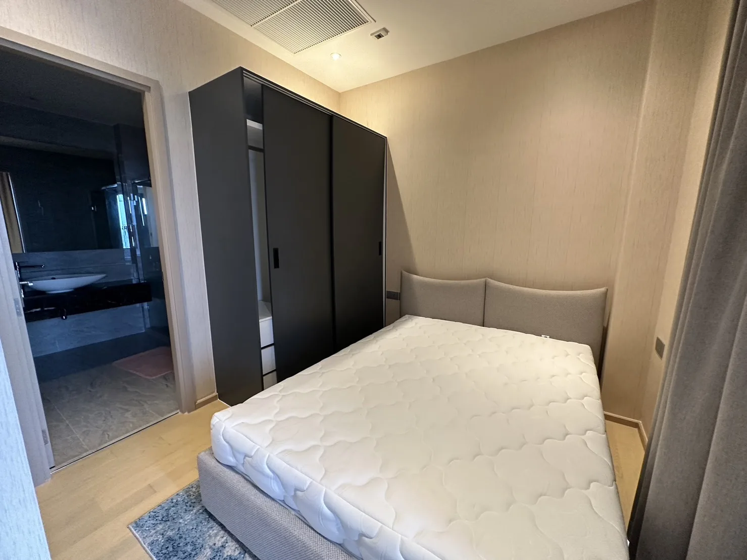 Property photos for ASHTON Asoke - Rama 9