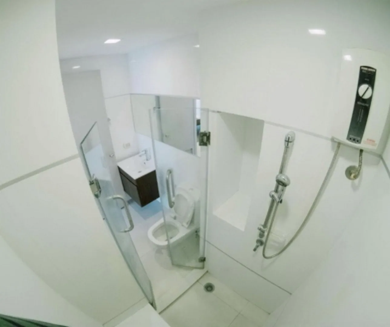Property photos for Thru Thonglor