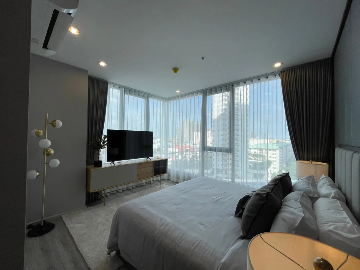 Property photos for IDEO Mobi Sukhumvit 66