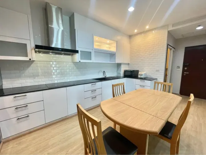 Property photos for Noble Ora