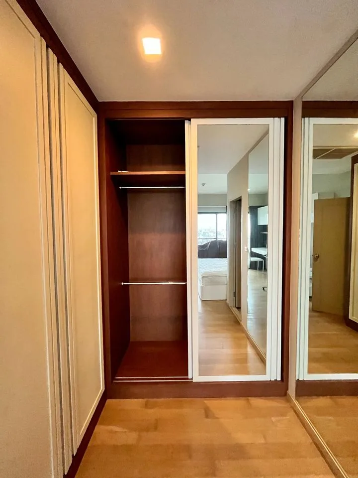 Property photos for Noble Reveal