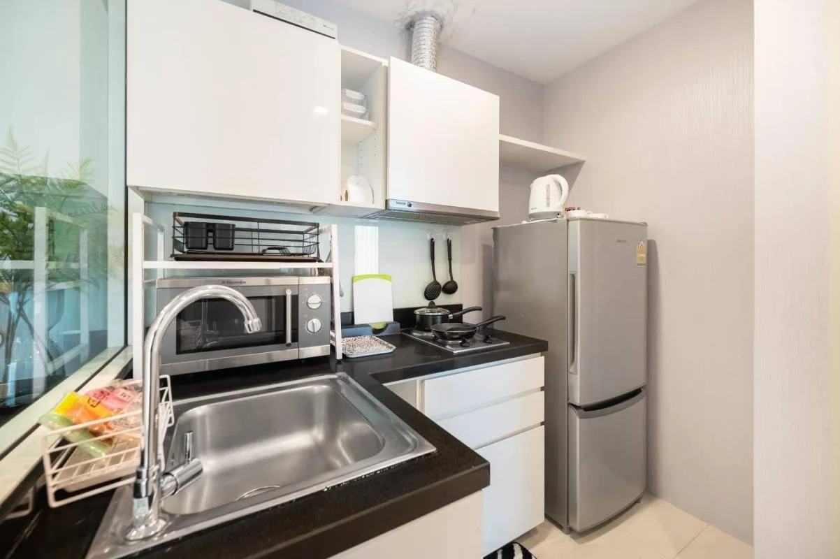 Property photos for Beverly 33