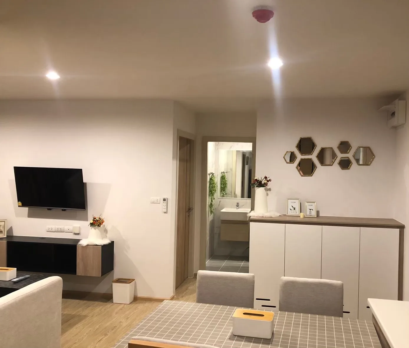 Property photos for The Excel Hideaway Sukhumvit 50