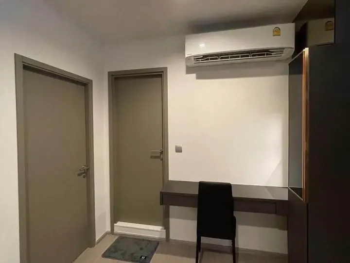 Property photos for Life Asoke Hype