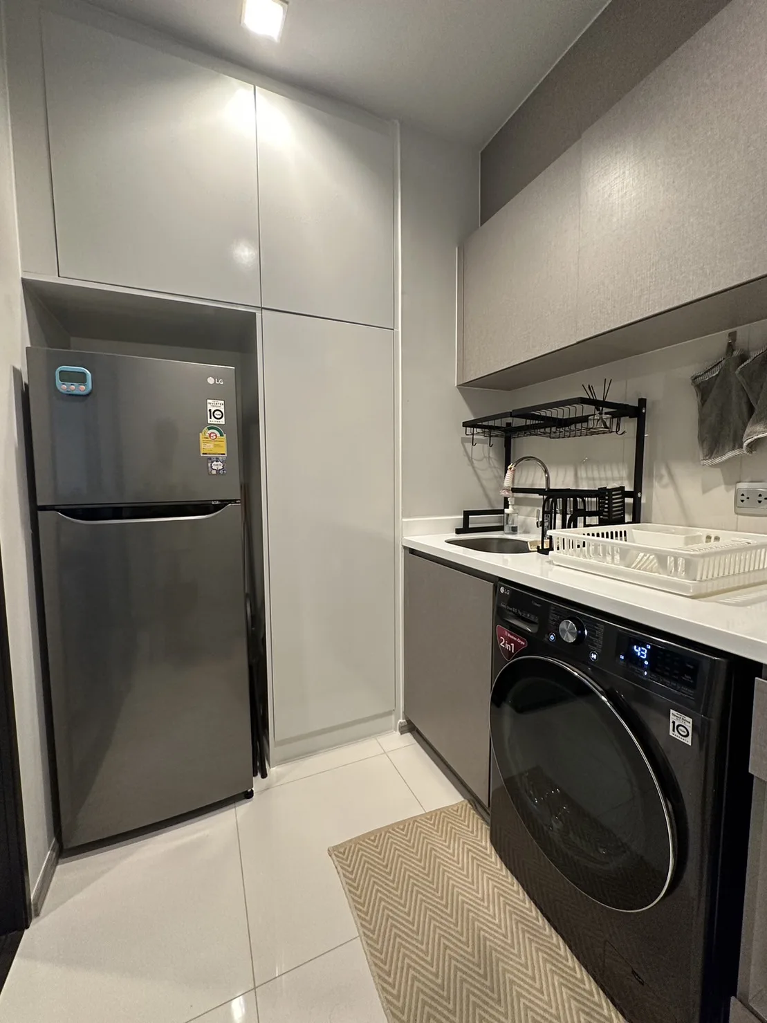 Property photos for LIFE Asoke - Rama 9