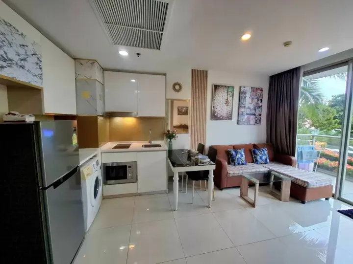 Property photos for The Riviera Wongamat Beach
