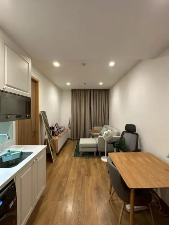 Property photos for Noble BE 33
