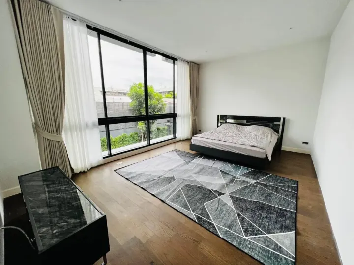 Property photos for Bugaan Krungthep Kreetha