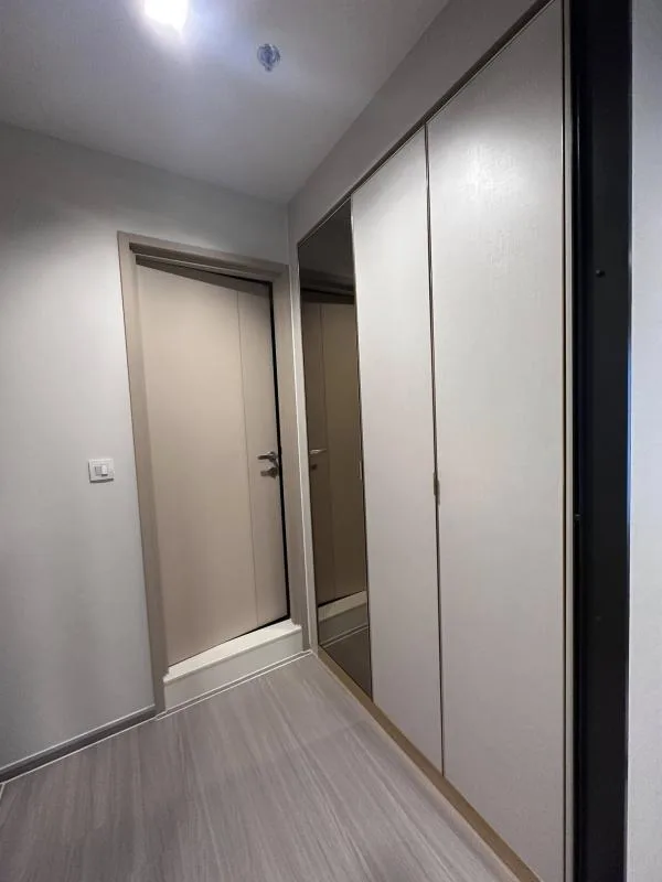 Property photos for Life Sathorn Sierra