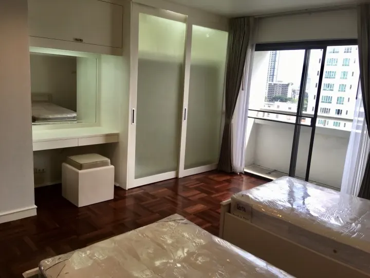 Property photos for Baan Suanpetch