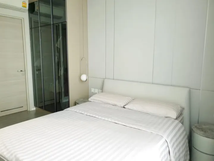Property photos for The Room Sathorn - St.Louis