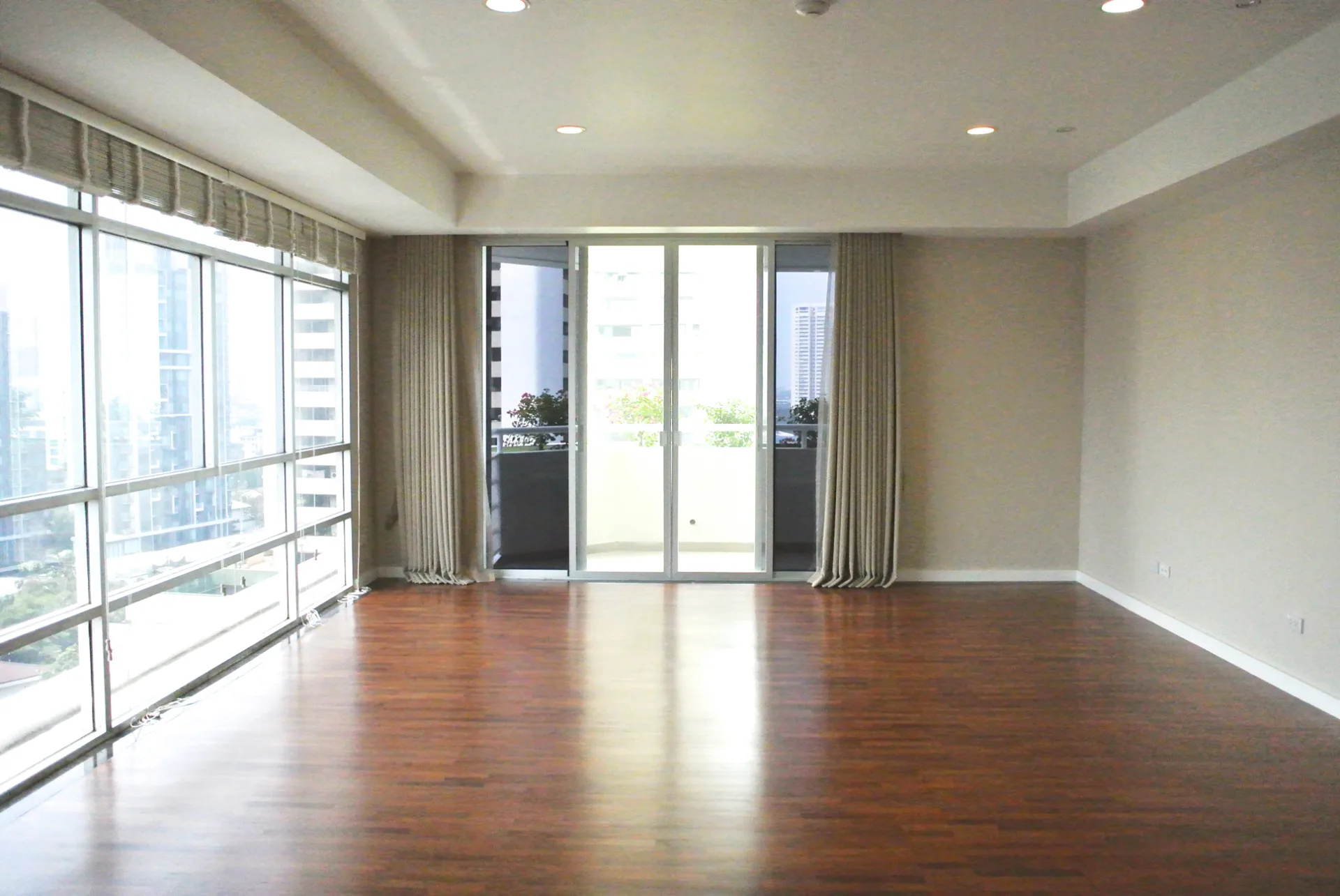 Property photos for La Cascade