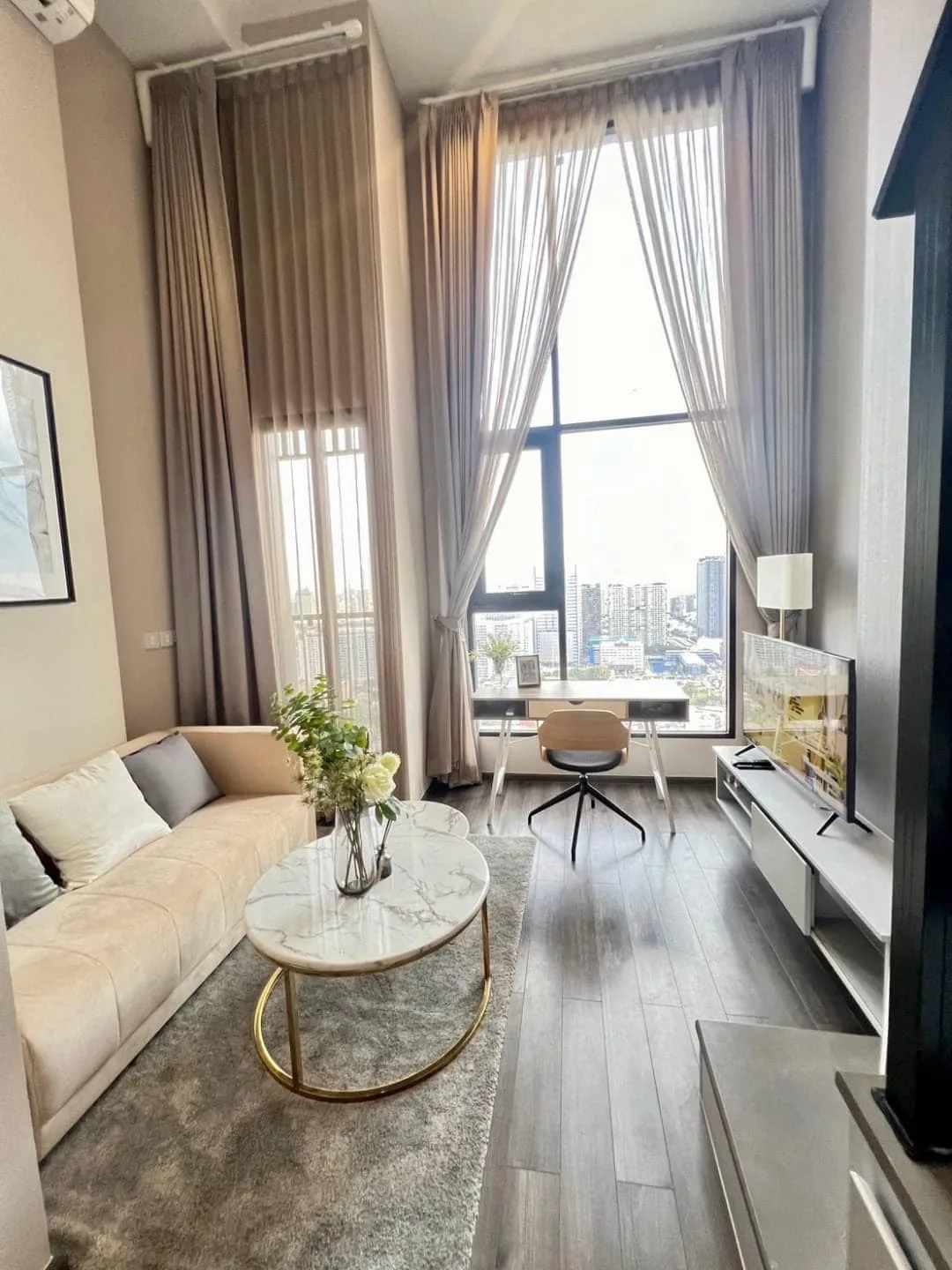 Property photos for Knightsbridge Space Ratchayothin