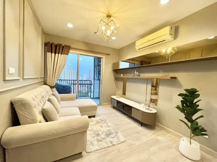 Property photos for Intro Phaholyothin - Pradipat