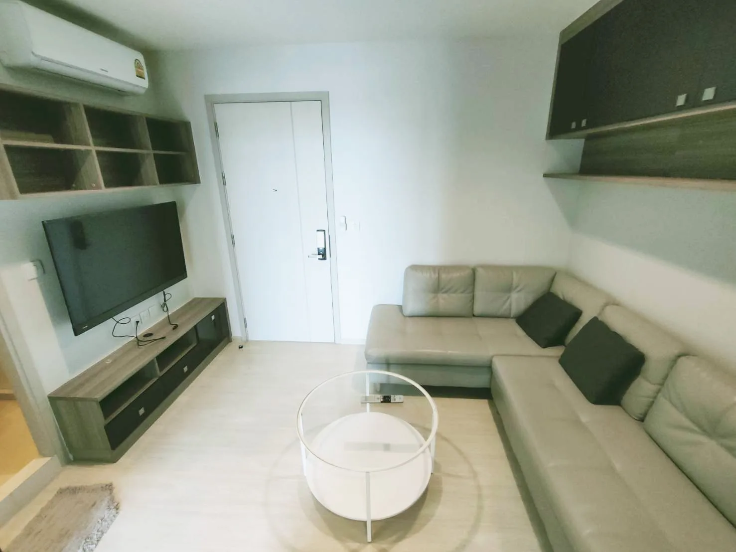 Property photos for Life Sukhumvit 48