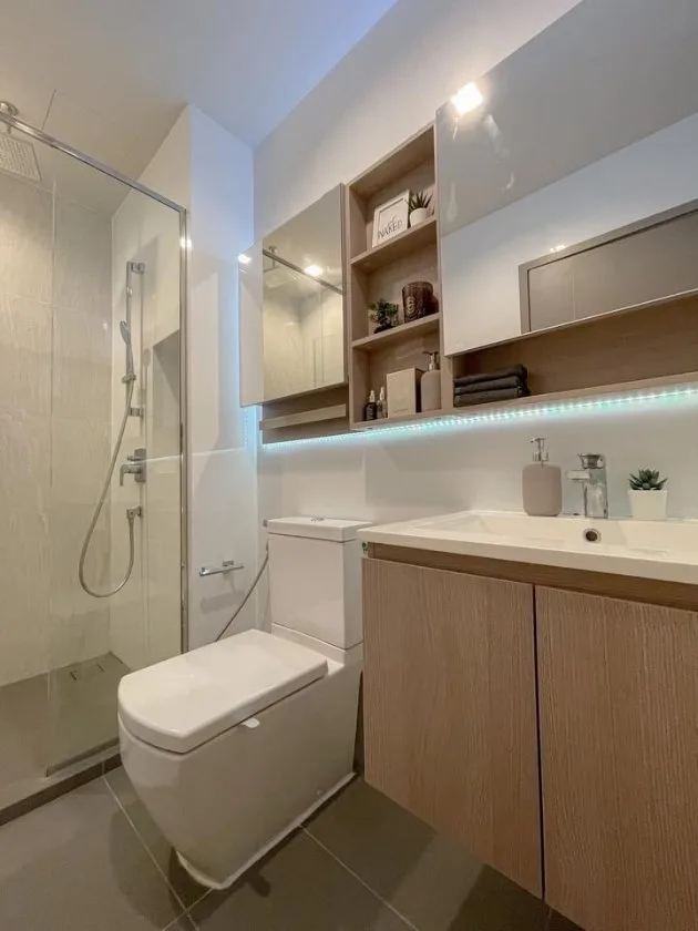 Property photos for The Line Wongsawang