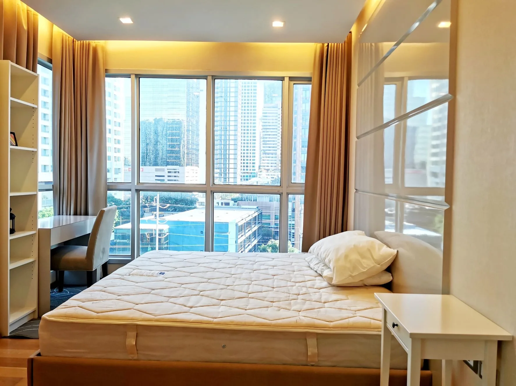Property photos for The Address Asoke
