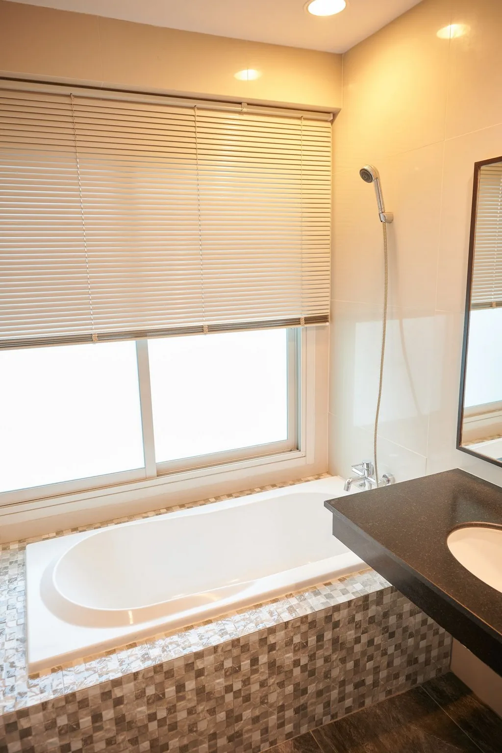 Property photos for Noble Ora