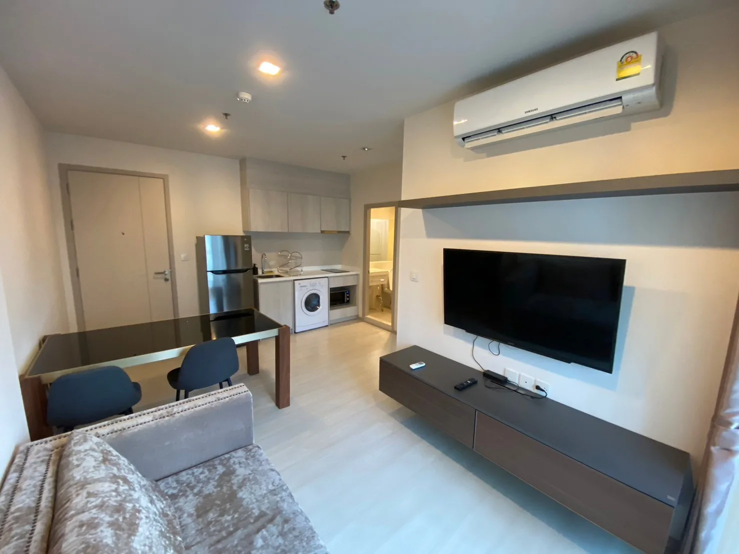 Property photos for Life Sukhumvit 48