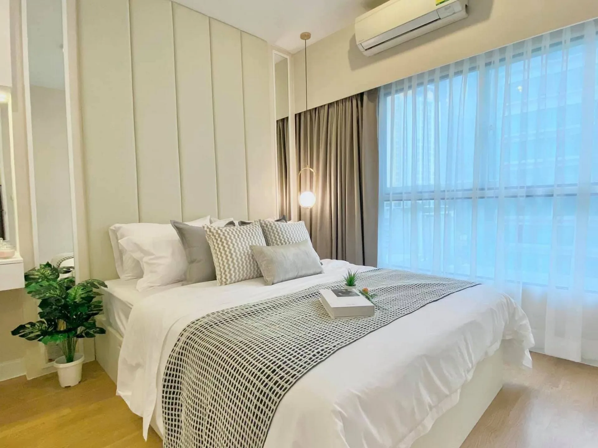 Property photos for The Parkland Grand Asoke - Phetchaburi