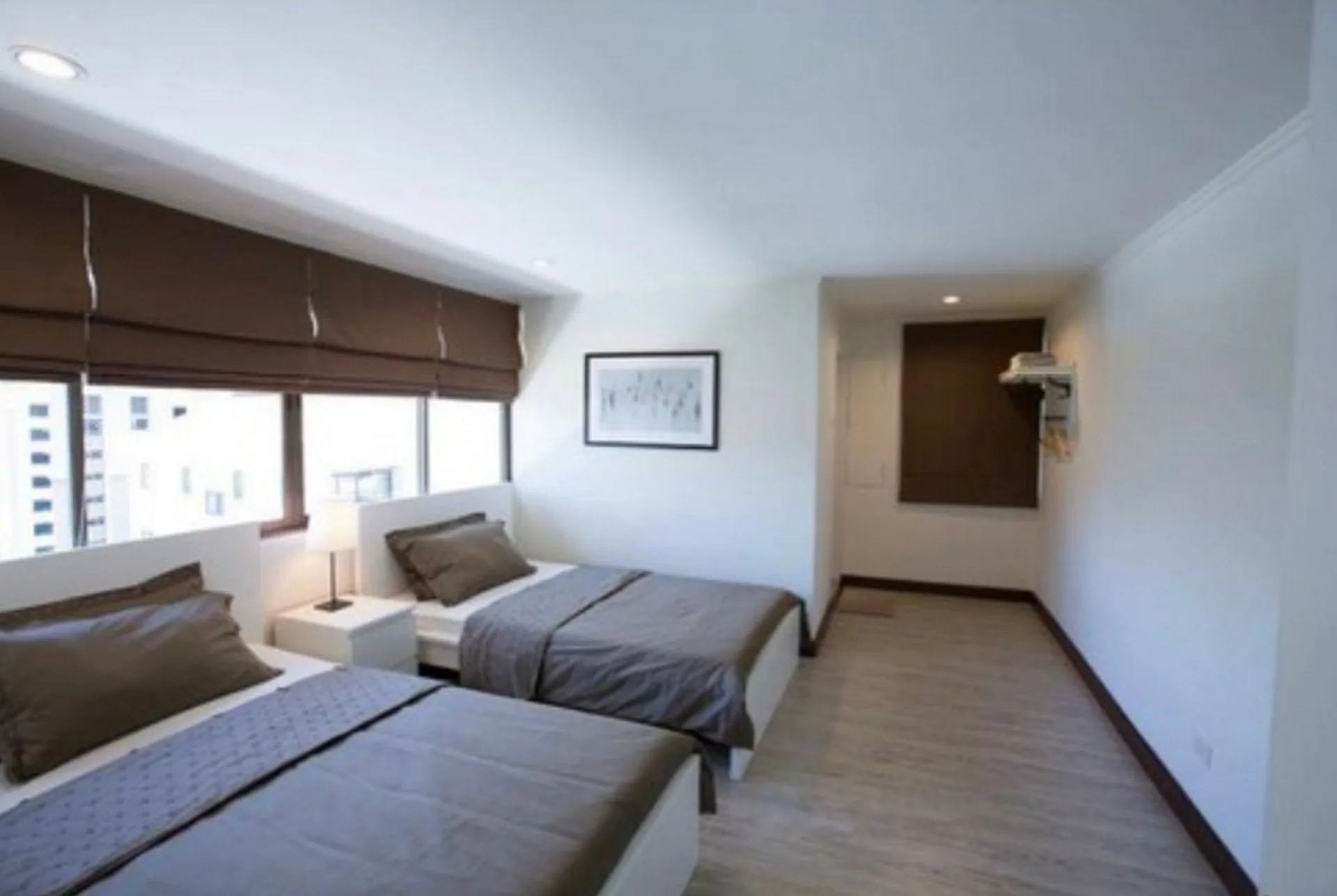 Property photos for Beverly Tower Condo
