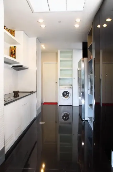 Property photos for Chamchuri Square Residence