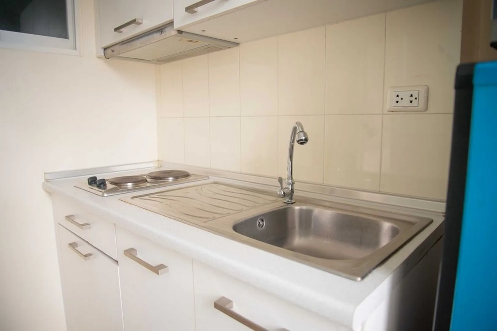 Property photos for Life @ Phahon - Ari
