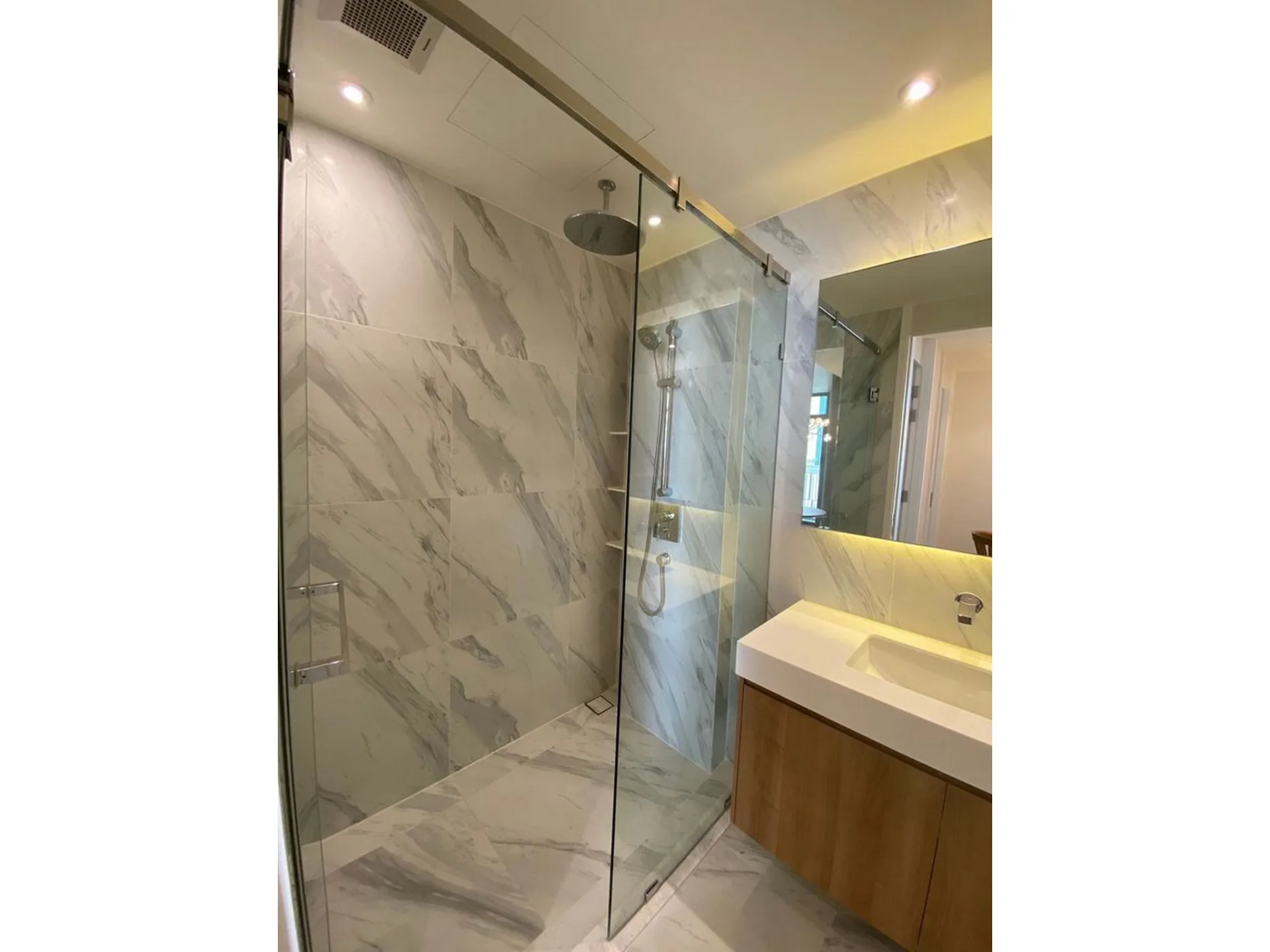Property photos for MUNIQ Sukhumvit 23