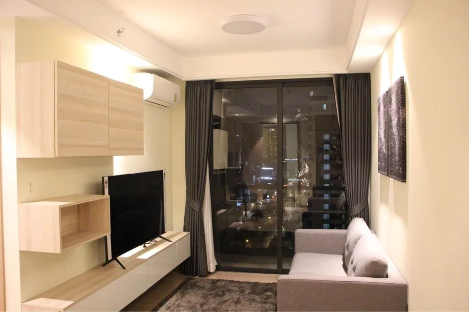 Property photos for Regal Condo Sathorn-naradhiwas