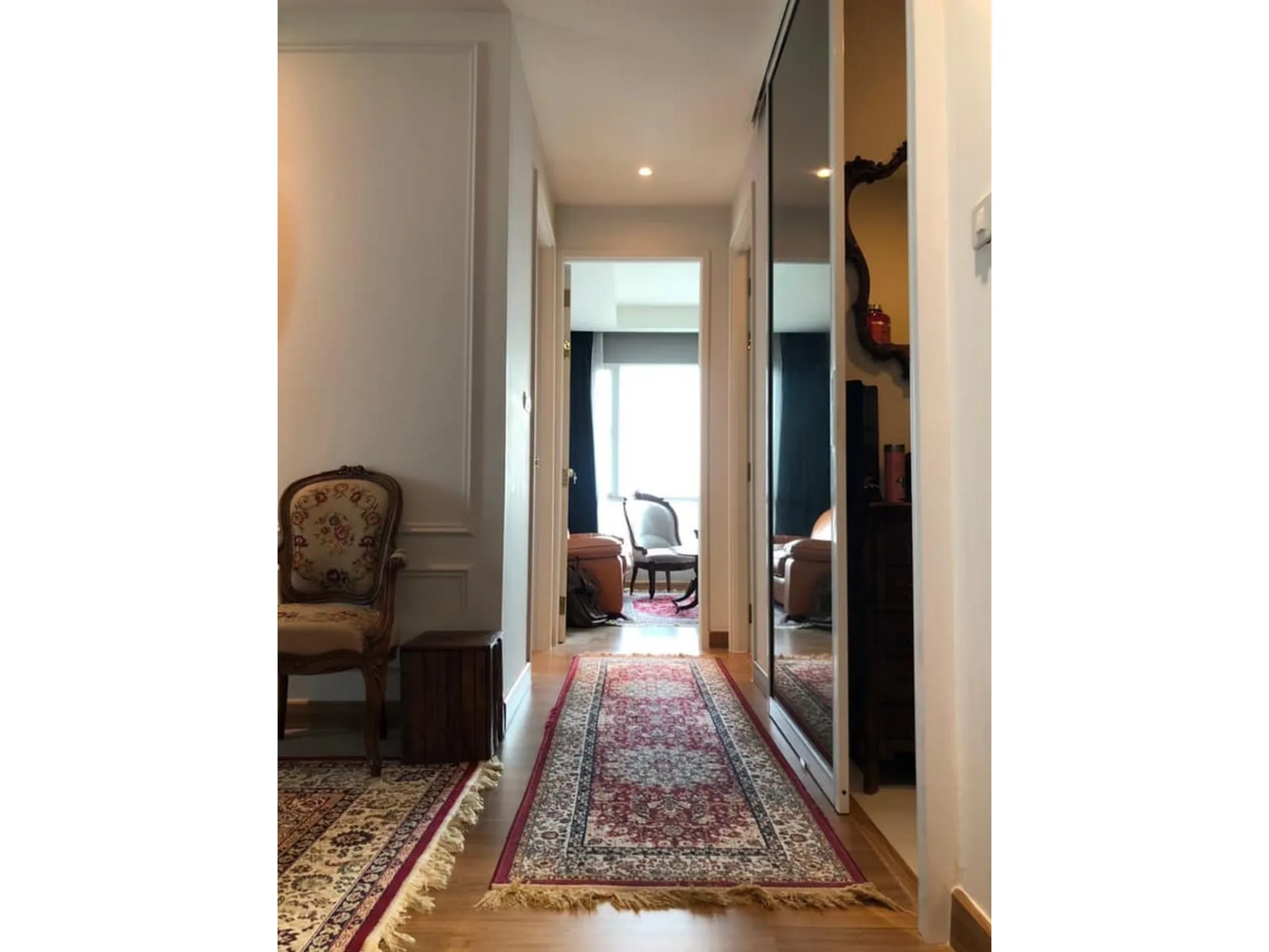 Property photos for Thru Thonglor