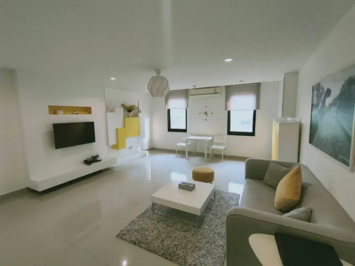 Property photos for Benviar Tonson Residence