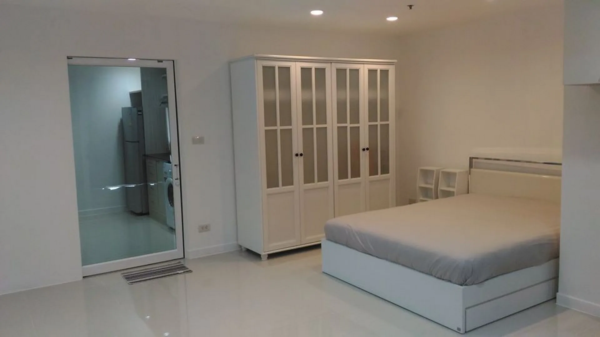 Property photos for Silom Suite