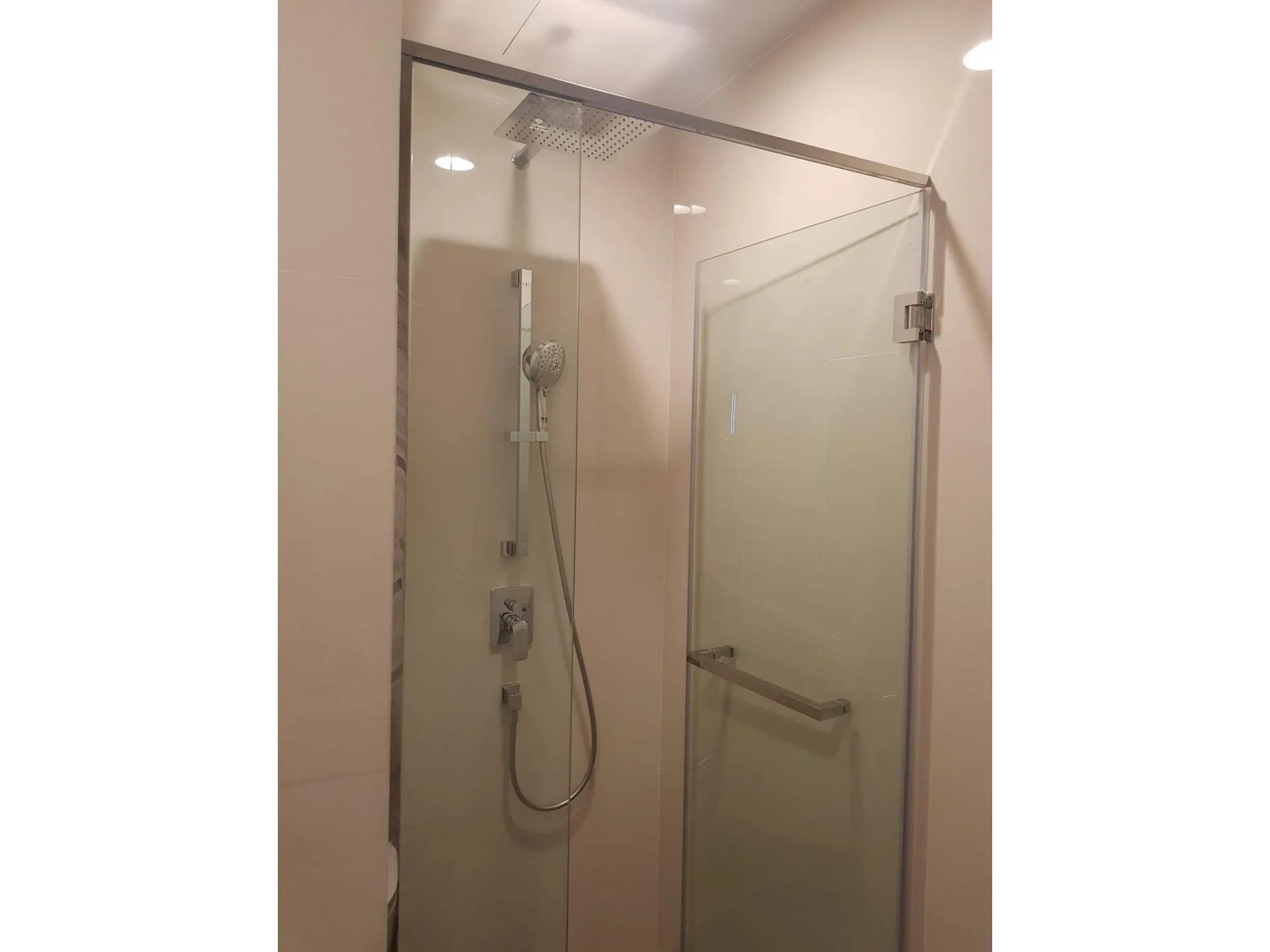 Property photos for OKA HAUS Sukhumvit 36