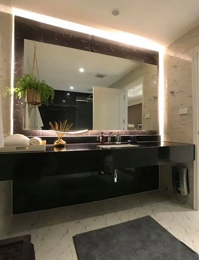 Property photos for State Tower
