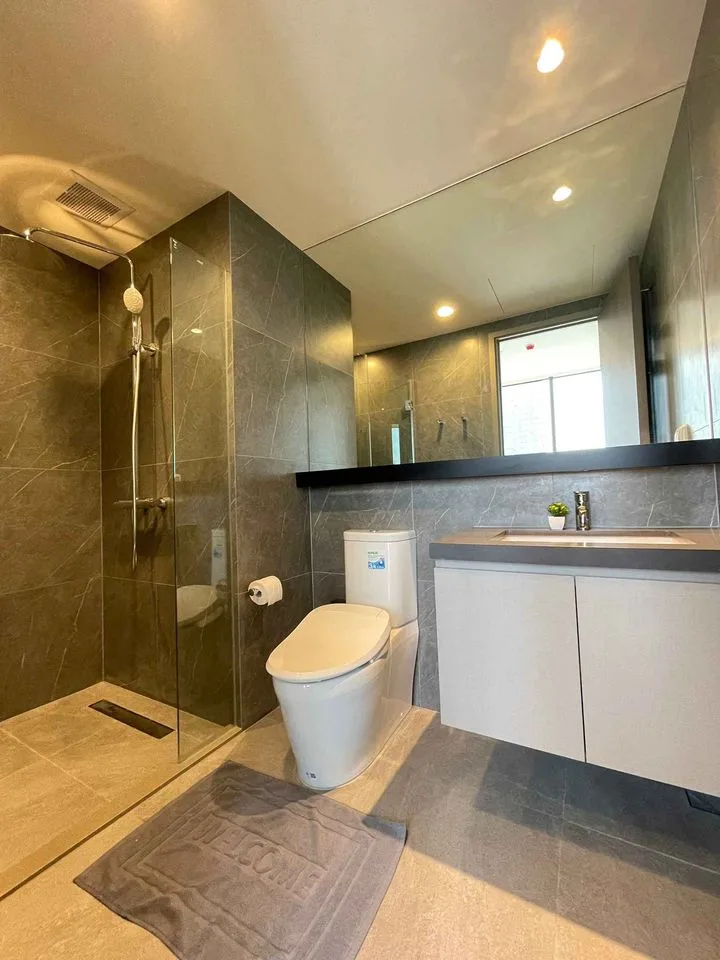 Property photos for The Extro Phayathai-rangnam
