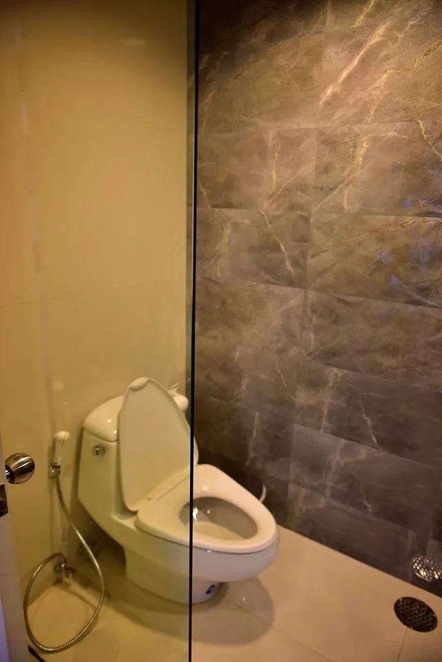 Property photos for Chamchuri Square Residence