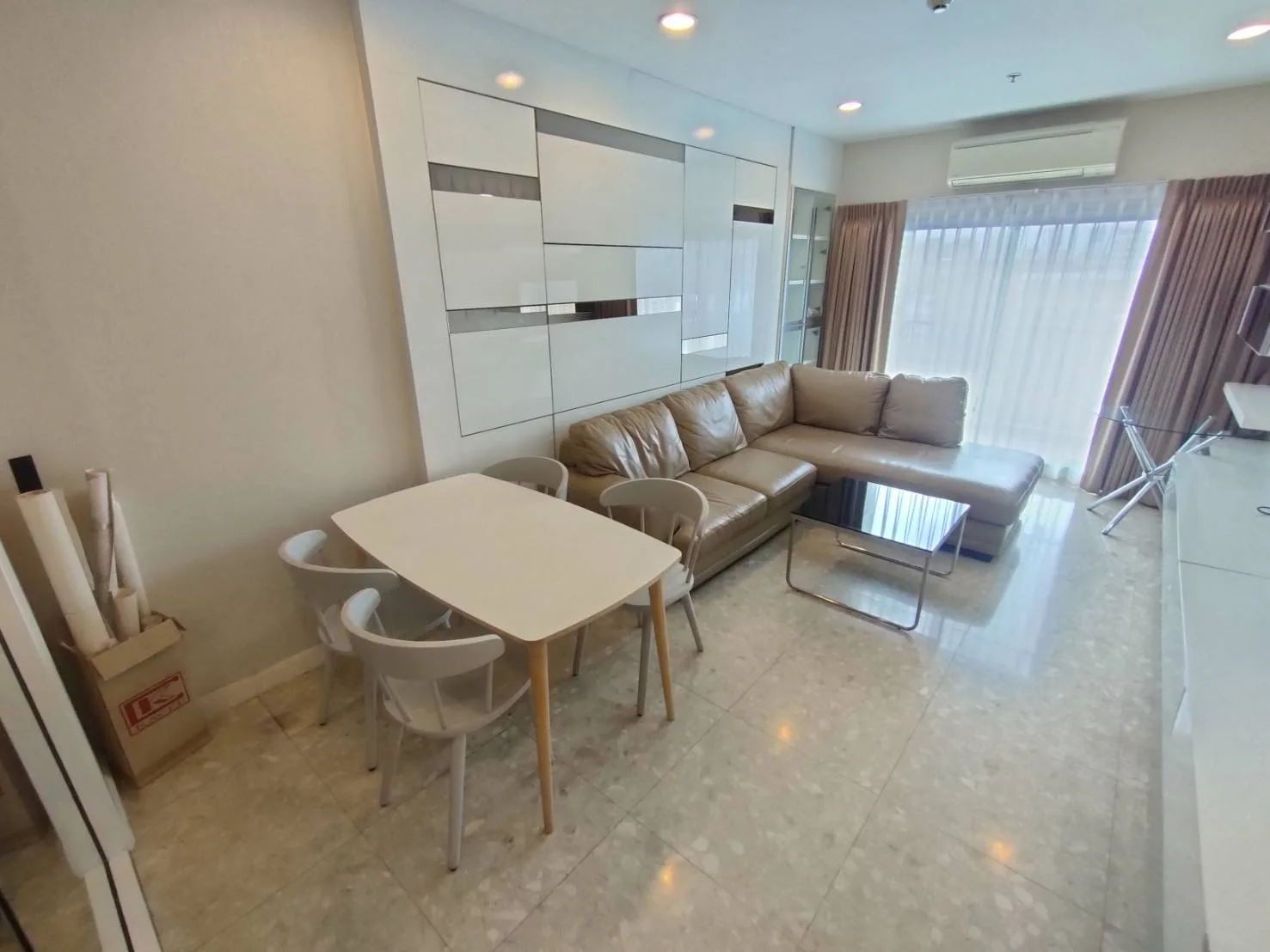 Property photos for The Crest Sukhumvit 34