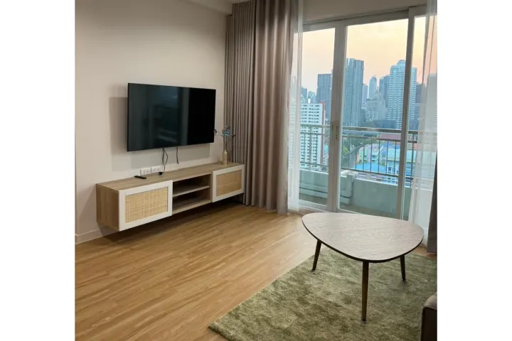 Property photos for Circle Condominium