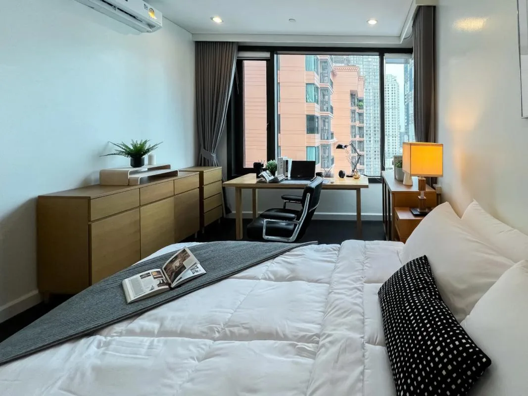 Property photos for Aguston Sukhumvit 22