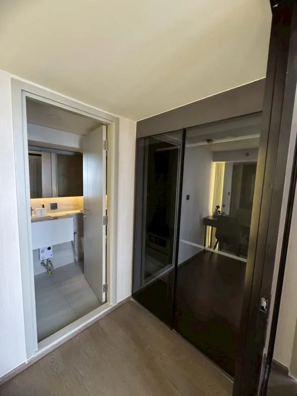 Property photos for Park Origin Chula-samyan