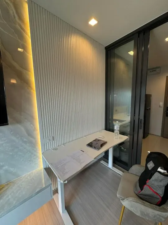 Property photos for Life Asoke Hype