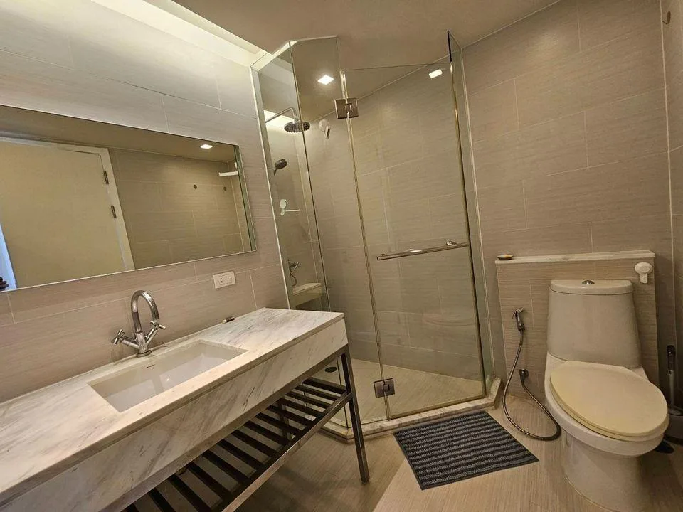 Property photos for Sathorn Heritage