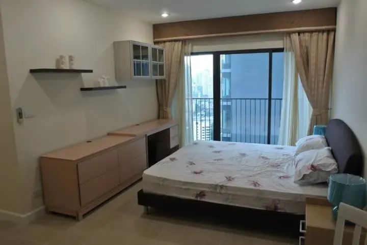Property photos for Noble Remix