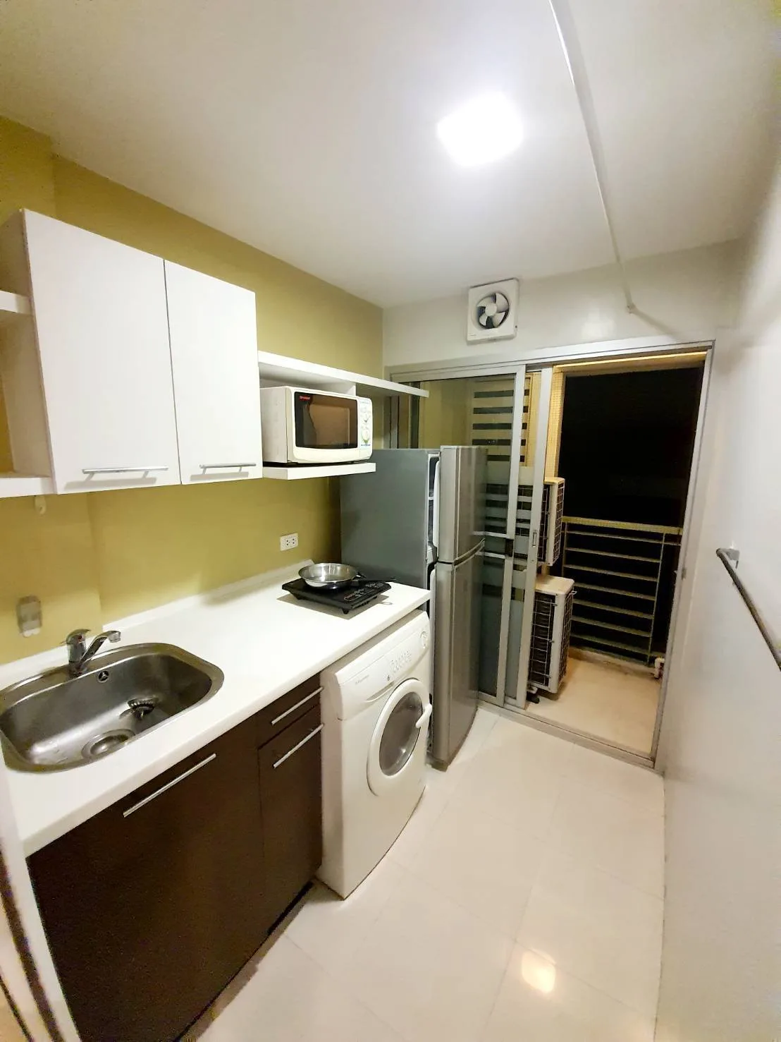 Property photos for The Room Sukhumvit 79